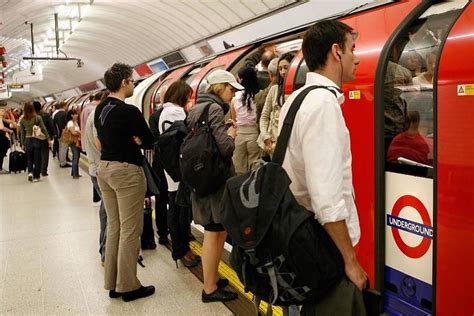 underground metro figgerits|London Underground sees severe delays after points failure .